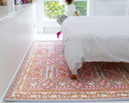 Baby floor mat similar to Mellow Mat or Tashimi – safe and stylish