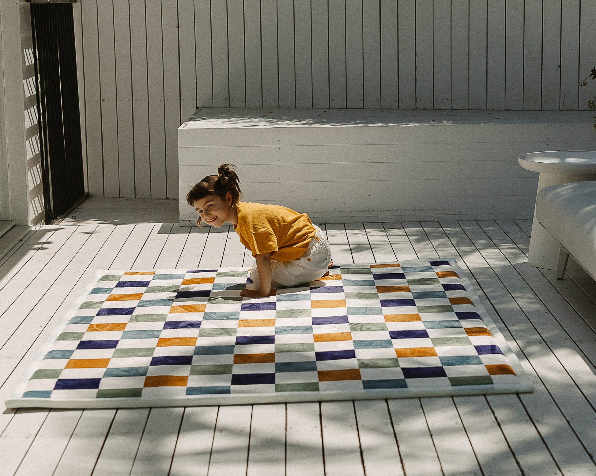 The Retro Nomad Check Play Mat – cushioned reversible baby play mat and mellow mat style memory foam design